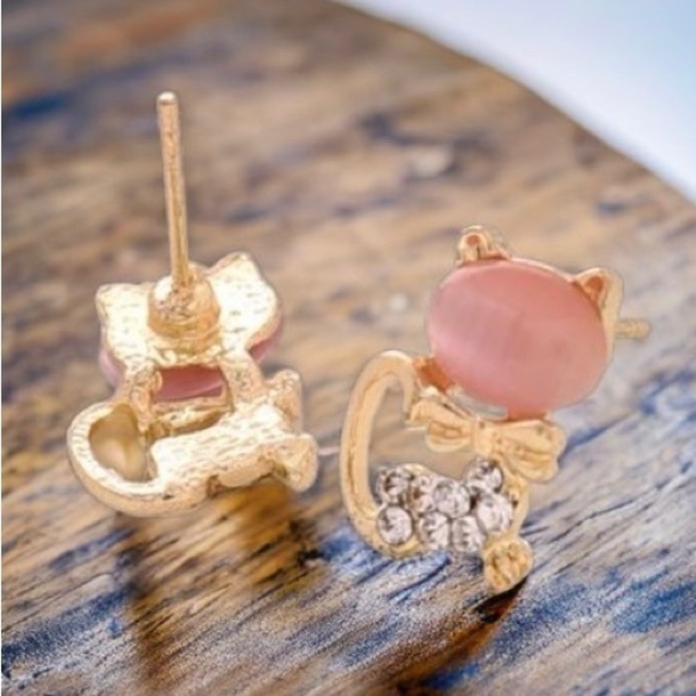 PINK OPAL DIAMOND DECOR CAT DESIGN STUD EARRINGS 14k/925 stamped